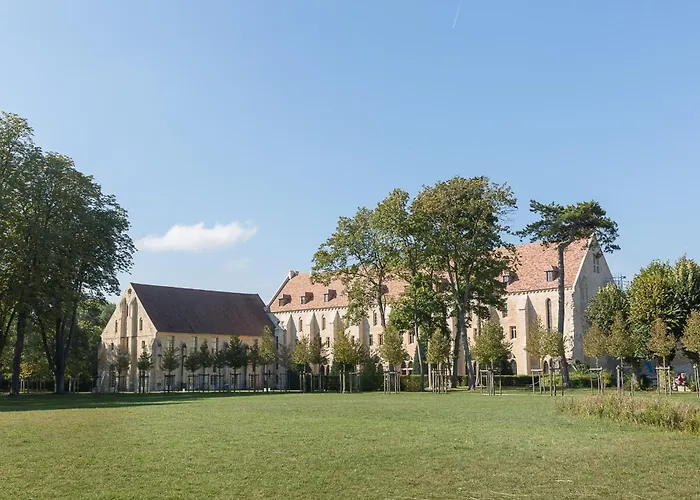 Abbaye De Royaumont Hotel