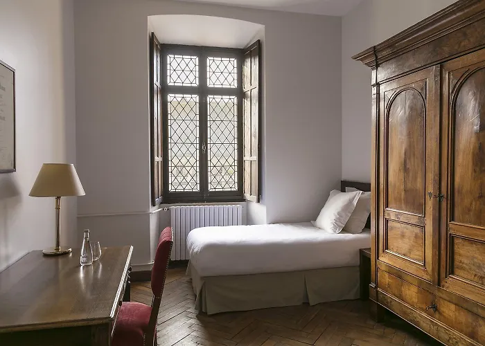 Abbaye De Royaumont Hotel